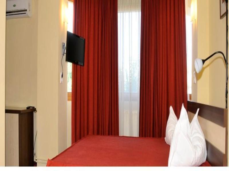 Hotel Tudor Ploieşti Exteriör bild